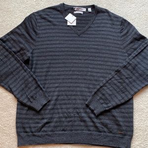 Men’s XL Calvin Klein extra fine merino wool V-neck sweater black & gray NWT